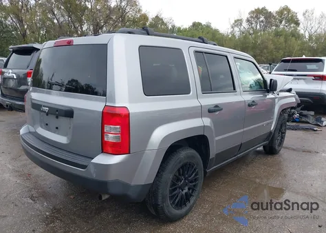 2016 Jeep Patriot Sport z USA, uszkodzony, nr VIN 1C4NJPBAXGD710608